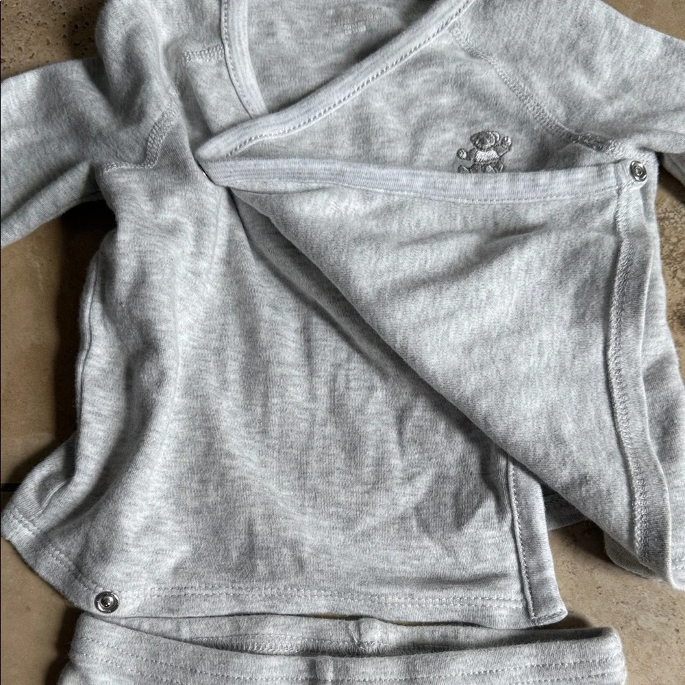 EUC Ralph Lauren Cozy Gray Two Piece Baby Set Size 9M